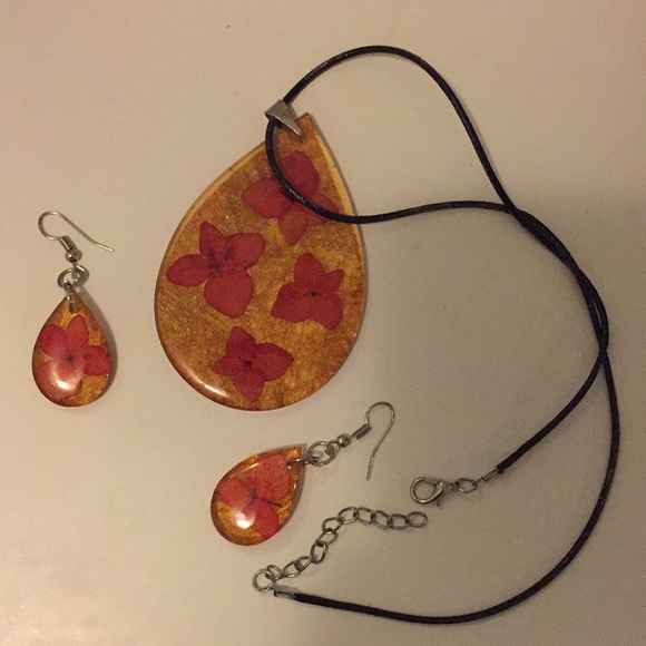 Orange Flower Black Cord and Silver Clasp Set - Picture 10 of 12